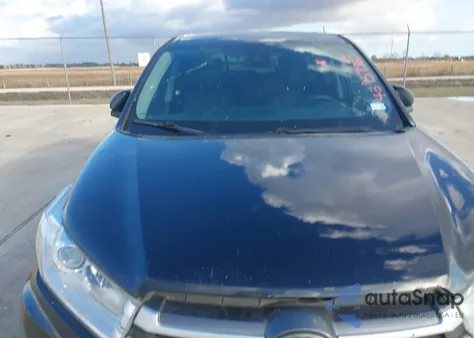 2018 Toyota Highlander Le from USA, damaged, VIN 5TDZARFH7JS036272